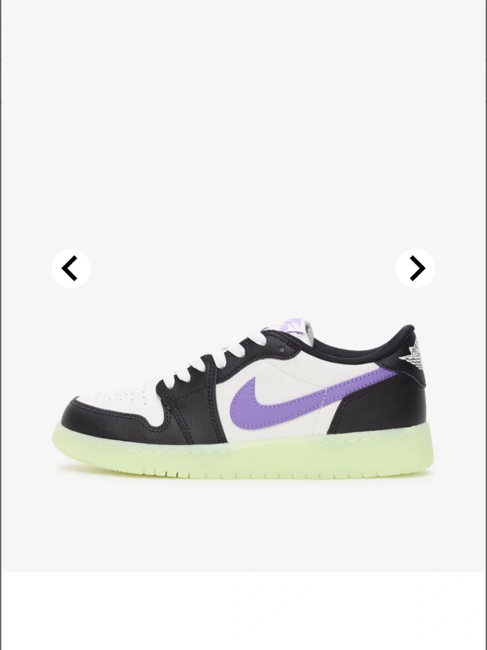 Air Jordan 1 Retro Low OG Black Raspberry Size Y6 NWOT